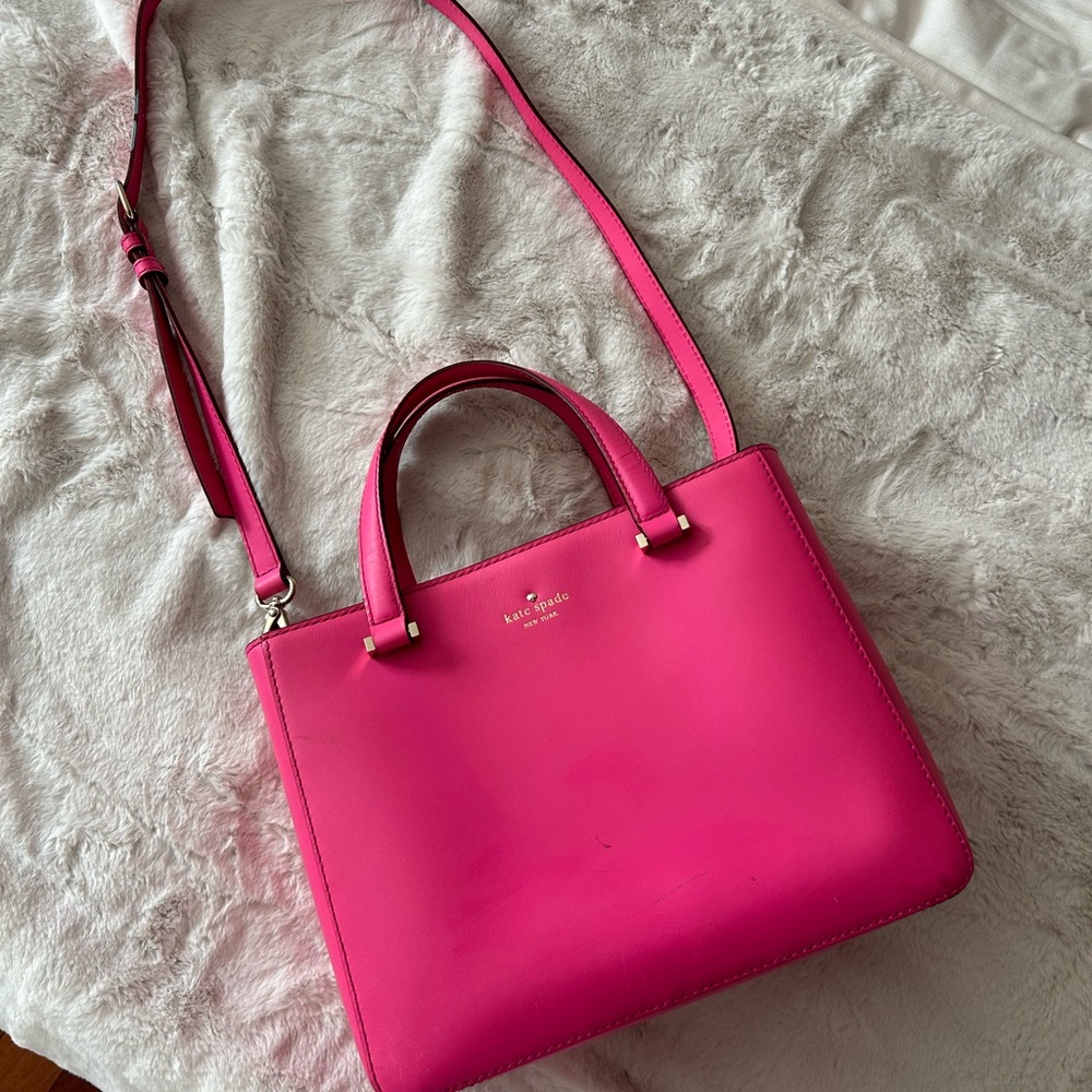 Kate Spade Pink Shoulder Bag with Versatile Design